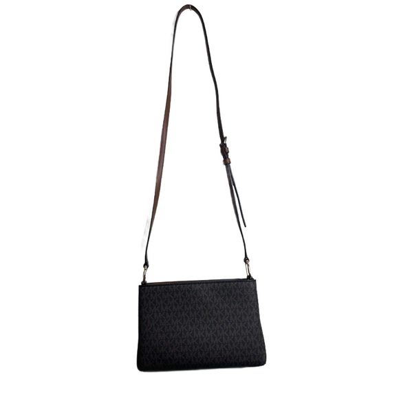 Michael Kors Trisha Medium Crossbody Bag - Picture 6 of 14